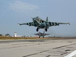 Cận cảnh dàn máy bay chiến đấu của Nga tại căn cứ không quân ở Syria