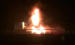 Xe tải đang lưu thông bốc cháy dữ dội trong đêm trên quốc lộ 1A