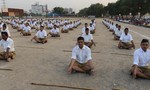 Ấn Độ: Ra tù sớm nếu qua được bài thi yoga