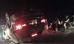 Xe BMW X5 biển số Hà Nội lao thẳng vào xe CSGT sau khi gây tai nạn