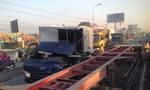 Vừa qua khu du lịch Suối Tiên, tài xế xe tải nhập viện sau cú tông kinh hoàng