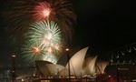 Tưng bừng pháo hoa chào năm mới trên khắp thế giới