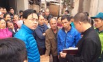 Clip phỏng vấn hàng xóm gần nhà gia đình bị kẻ trộm đâm chết ở Hà Nội