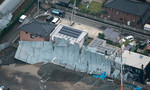 Nhật Bản: Giông lốc thổi bay mái nhà, 3.000 hộ mất điện