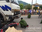 Về quê ăn Tết Đoan Ngọ, 4 người bị xe tải tông tử vong