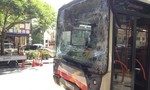 Ba xe buýt tông nhau khiến 28 người nhập viện