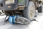 Tìm nhân chứng vụ tai nạn trên đường Nguyễn Tất Thành