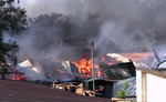 Cháy xưởng gỗ mỹ nghệ, hàng chục hộ dân hốt hoảng