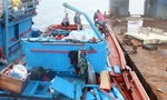 Tàu vỏ thép Trung Quốc đâm chìm tàu cá Việt Nam