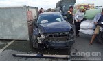 Tai nạn liên hoàn trên cầu Vĩnh Tuy, 3 xe ô tô hưng hỏng nặng