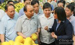 Thủ tướng Nguyễn Xuân Phúc vi hành, uống cà phê đá Sài Gòn