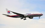 Máy bay MH370 có thể rơi không kiểm soát
