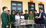Bắt 2 đối tượng người Lào vận chuyển 60kg cần sa vào Việt Nam