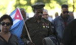 Hàng chục ngàn người dân Cuba đưa tiễn lãnh tụ Fidel Castro