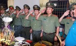 Đồng đội đẫm nước mắt tiễn đưa 3 chiến sỹ hy sinh sau vụ nổ tại trụ sở Công an tỉnh Đắk Lắk