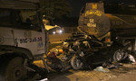 Xe container tông nát xe Camry ở cầu 'tử thần', 1 người chết