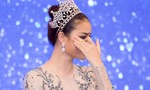 Hoa hậu Phạm Hương rơi nước mắt nhớ lại hành trình dự thi Miss Universe
