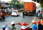 Thai phụ mang thai tháng thứ 3 bị xe container cán tử vong