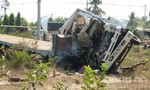 Cán đinh nổ lốp trên quốc lộ, 3 người tử vong trên xe tải
