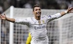 Ronaldo lần thứ 5 'đi đêm' với chủ tịch PSG