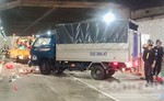 Clip xe tải tông 5 công nhân trong hầm Thủ Thiêm