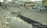 Gần chục "người nhái” lặn kênh ô nhiễm tìm két sắt tang vật