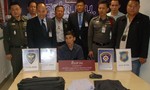 Thái Lan bắt một người Việt trộm túi xách tại sân bay