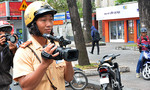 TP.HCM: Sử dụng camera di động xử phạt người vi phạm luật giao thông