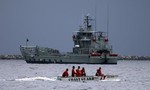 Philippines truy đuổi, bắt 10 ngư dân Trung Quốc đánh bắt trái phép
