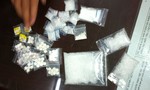 Người dân phối hợp lực lượng tuần tra xã bắt “trùm” ma túy mang 1,5 bánh heroin và súng