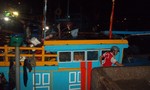 Bình Thuận: Đưa 7 tàu cá bị lũ cuốn ra biển vào bờ
