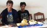 Bắt hai đối tượng người Lào vận chuyển 12.000 viên ma túy