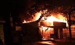 Đắk Lắk: Cháy lớn trong đêm thiêu trụi 2 căn nhà
