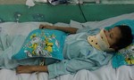Bình Định: Nữ sinh bị tai nạn liệt tứ chi không tiền chữa chạy