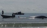 Tàu lật ngoài khơi Malaysia, 8 người thiệt mạng