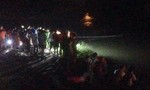 Dùng lưới giăng trắng đêm tìm 2 công nhân bị nước cuốn