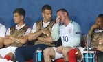 Rooney khẳng định gắn bó với 'Tam sư' dù có thể chịu thiệt thòi