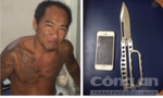 Hạ gục kẻ mang dao xông vào cửa hàng trộm iPhone