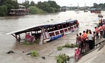 Lật thuyền ở Thái Lan, ít nhất 13 người chết