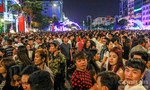Hàng ngàn người về Phố đi bộ đếm ngược chào năm mới 2017