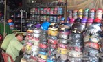 Thu giữ hơn 500 nón bảo hiểm giả mạo thương hiệu Nón Sơn