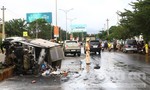 Tai nạn liên hoàn trên đường Hồ Chí Minh, một xe tải bị cháy rụi