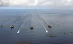 Nhóm tàu sân bay Mỹ tập trận rầm rộ khi tổng thống Trump công du Châu Á