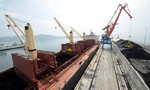 Mỹ đề xuất lệnh cấm thêm 10 tàu có giao dịch với Triều Tiên