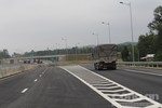 Tạm dừng cho xe tải trên 10 tấn chạy qua cao tốc Đà Nẵng-Quảng Ngãi