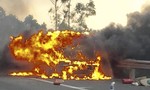 Nhiều vụ cháy ô tô xảy ra liên tiếp trên cả nước
