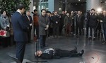 Ông lão 79 tuổi rút dao tự đâm mình trước mặt thị trưởng Seoul