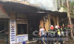 Cháy rụi tiệm điện thoại tại trung tâm Hà Nội