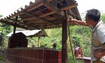 Kỳ công xây nhà cho ‘ma’ giữa đại ngàn