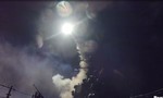 Video: Mỹ phóng tên lửa Tomahawk tấn công căn cứ không quân Syria